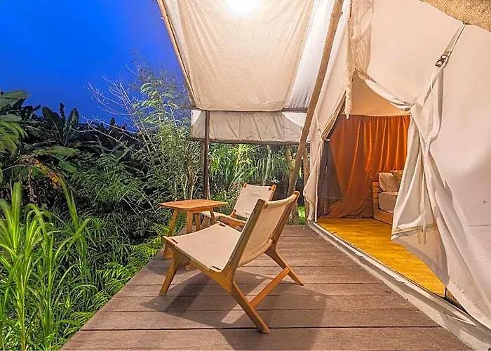 Camani Glamping 4*